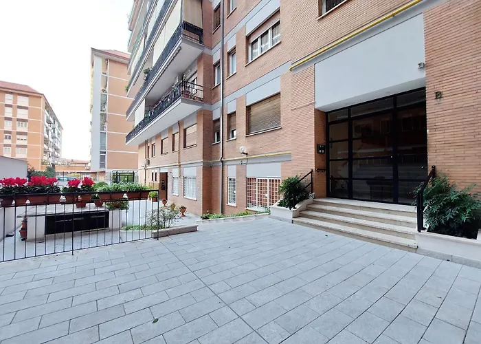 Lovely With Terrace Near The Vatican Apartment Rom