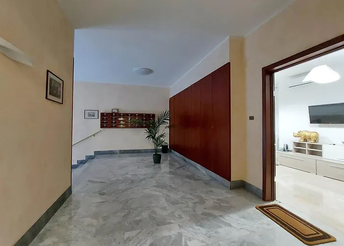 Lovely With Terrace Near The Vatican Apartment *