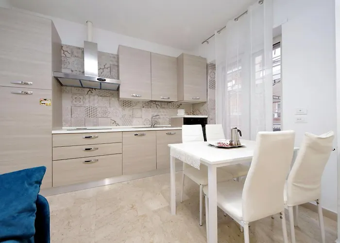 Lovely With Terrace Near The Vatican Apartment